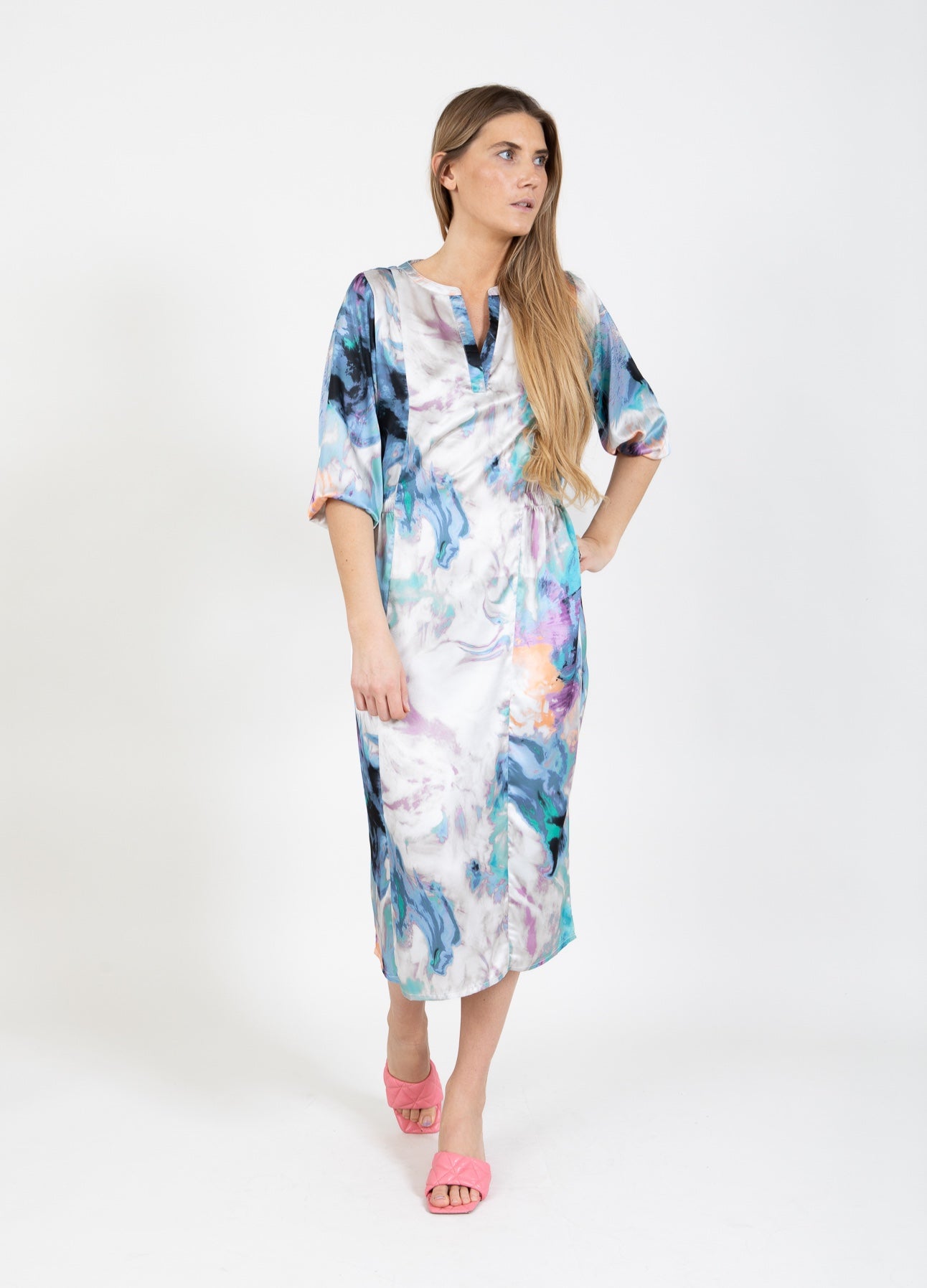Coster Copenhagen KJOLE I SWIRL PRINT Kjole Swirl print - 932