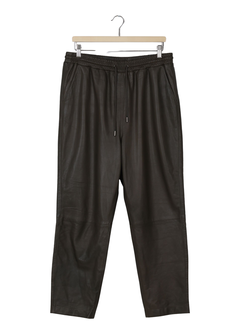 PRE-LOVED AFSLAPPEDE LÆDERBUKSER - SILLE FIT - Black