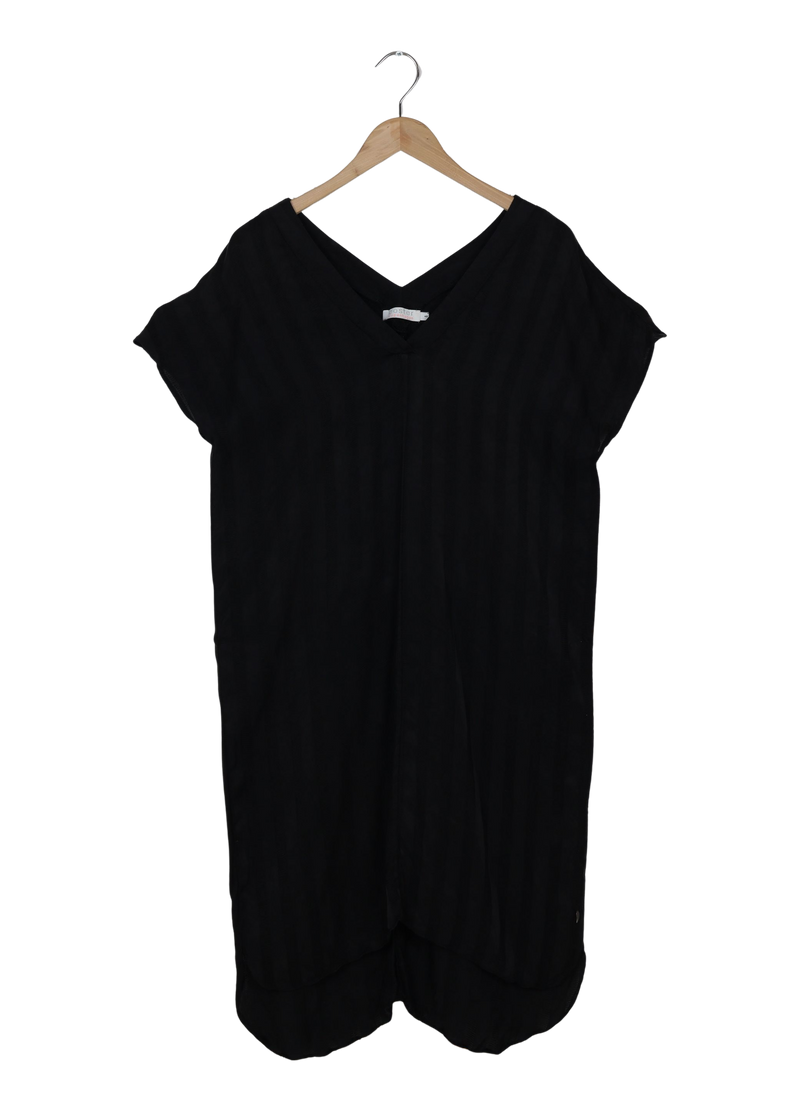 PRE-LOVED KJOLE M. KORTE ÆRMER - Black