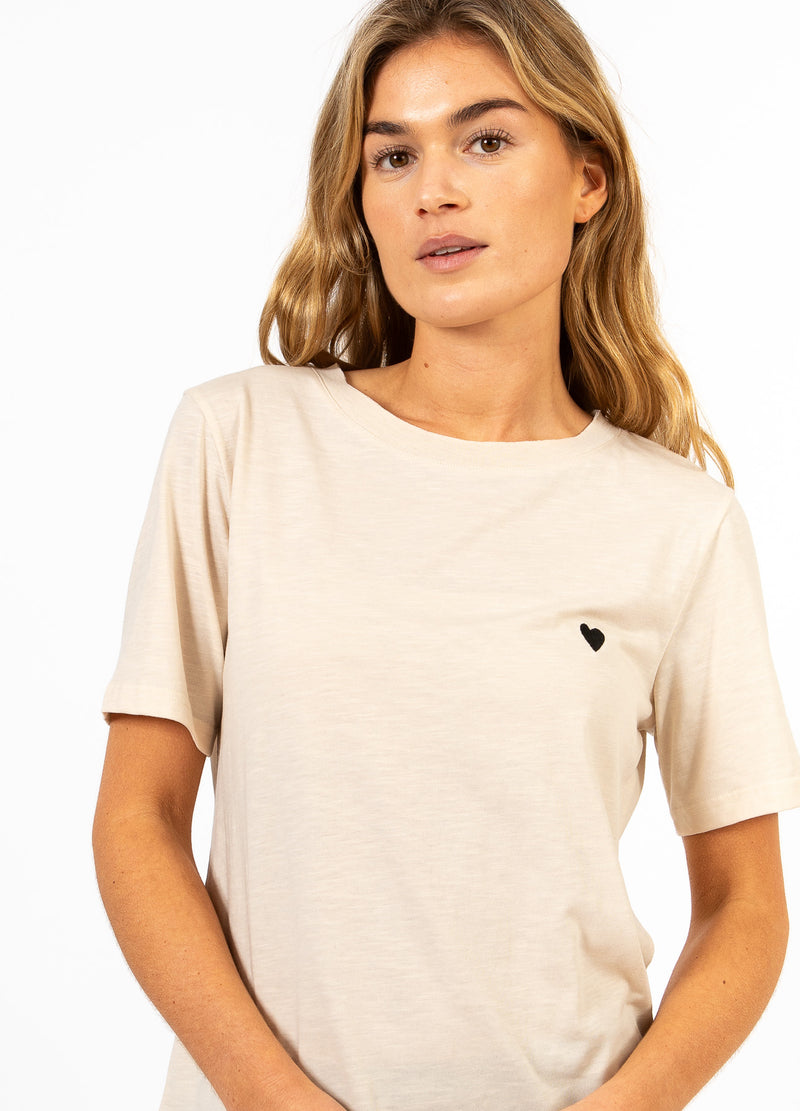 CC Heart CC HEART KISS TEE - MIDI ÆRME T-Shirt Creme - 241