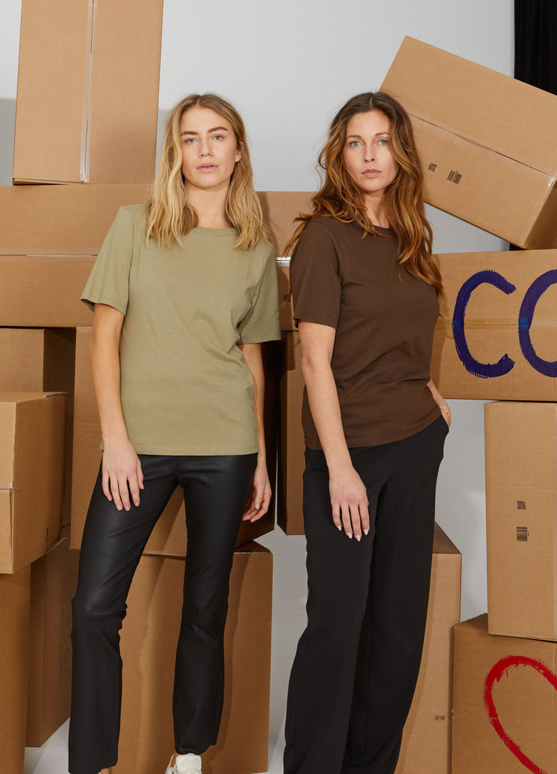 CC Heart CC HEART REGULAR T-SHIRT T-Shirt Dusty olive - 479