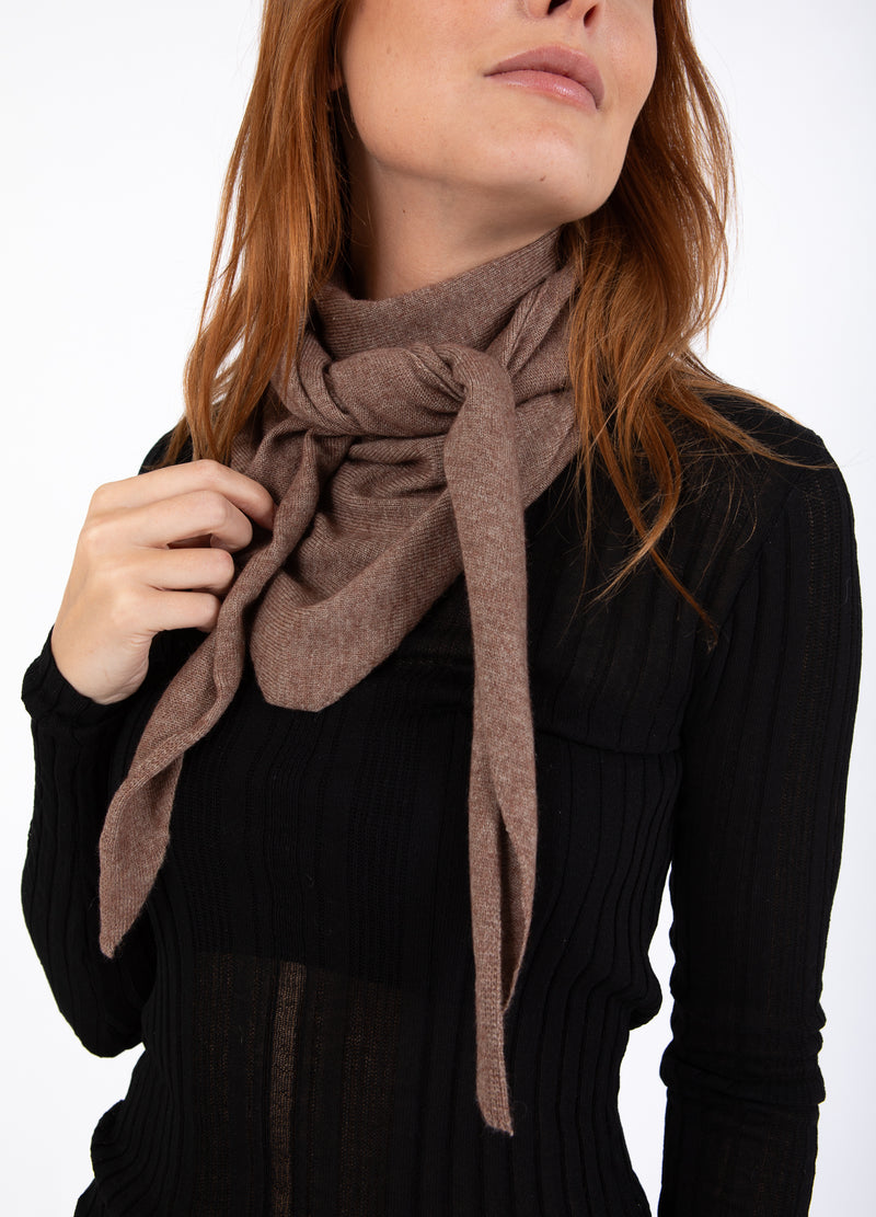 CC Heart CC HEART SOFT TREKANT TØRKLÆDE Accessories Hazel melange - 372