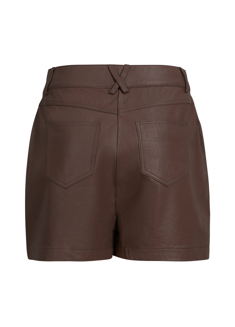 Coster Copenhagen LÆDERSHORTS Pants Spring brown - 387