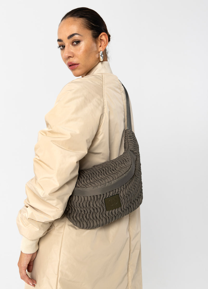 Coster Copenhagen QUILTET BÆLTETASKE Accessories Hunter Green - 486