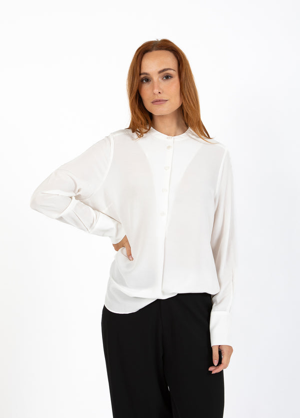 Coster Copenhagen SKJORTE MED FOLDET KNAPPESTOLPE Shirt/Blouse Off white - 201