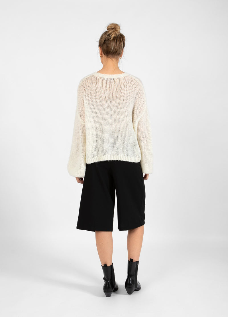 Coster Copenhagen  STRIK MED STORT EMBLEM Knitwear Creme - 241