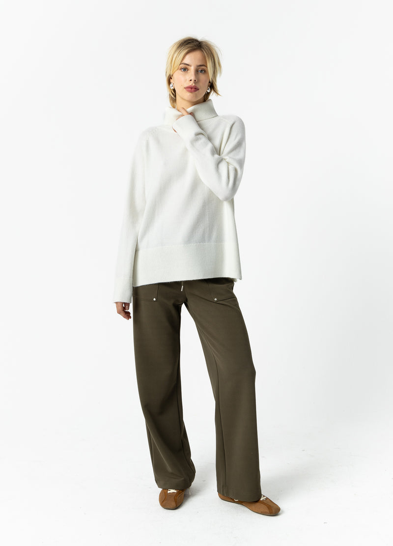 Coster Copenhagen SWEATER MED HØJ HALS - COMFY Knitwear White - 200