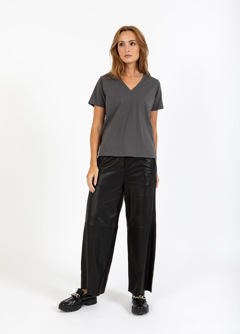 Coster Copenhagen T-SHIRT MED V-UDSKÆRING - MELLEMLANGE ÆRMER T-Shirt Volcanic grey - 188