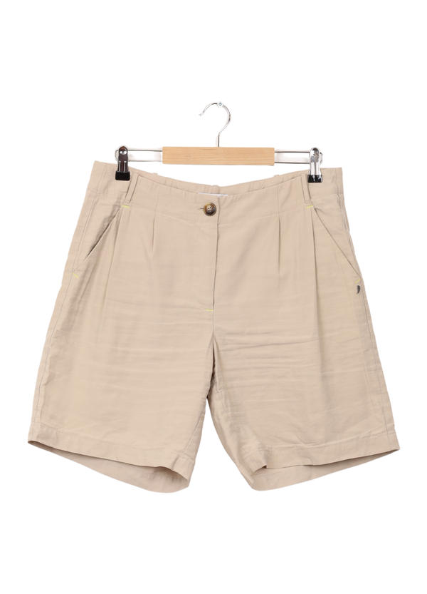 PRE-LOVED SHORTS W. HORN BUTTONS AND POCKETS - Khaki